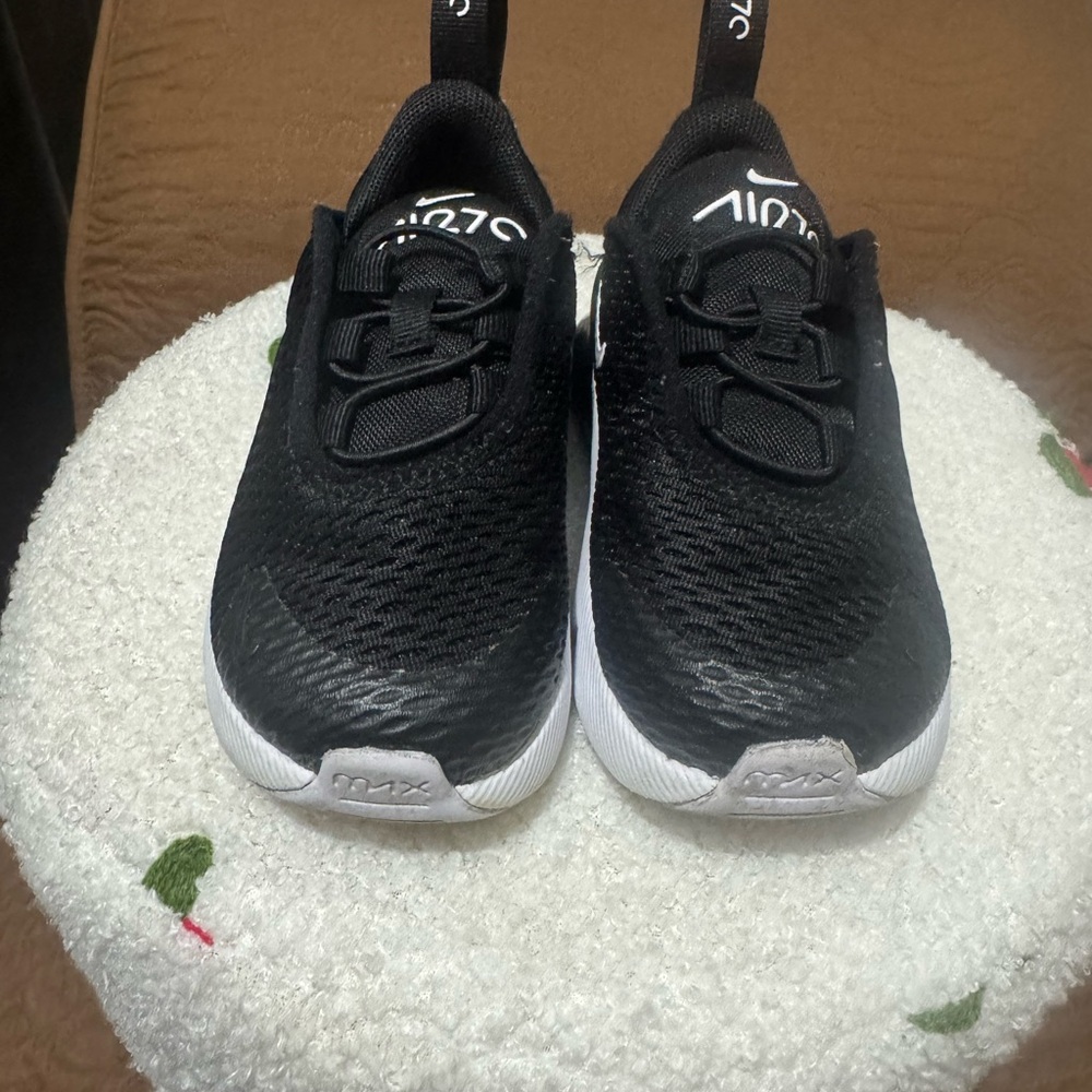 Nike Black and White Baby Walkers